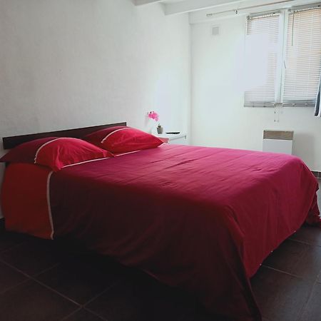 Mas La Farelle Gite, Fitness & Salle De Jeux Gratuite & Spa En Supplement Nimes Luaran gambar