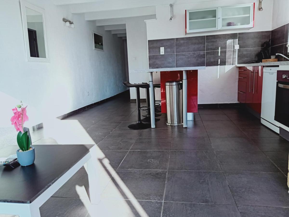 Mas La Farelle Gite, Fitness & Salle De Jeux Gratuite & Spa En Supplement Nimes Luaran gambar